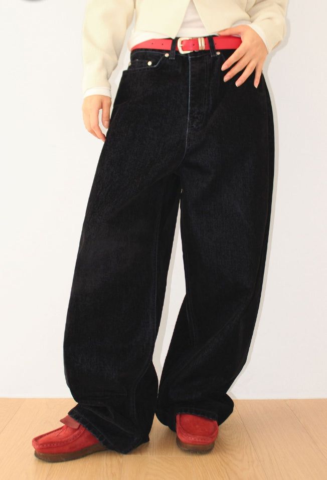 AAKE(アケ)の「VELVET TOUCH WASHED PANTS(Pants)」
