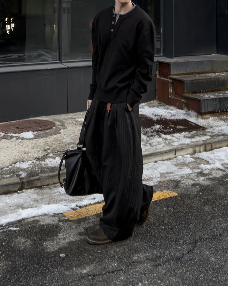 Lentic Side Pintuck Striped Slacks