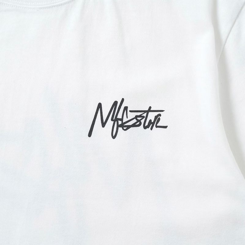 MFC STOREスクリプトロゴTシャツ