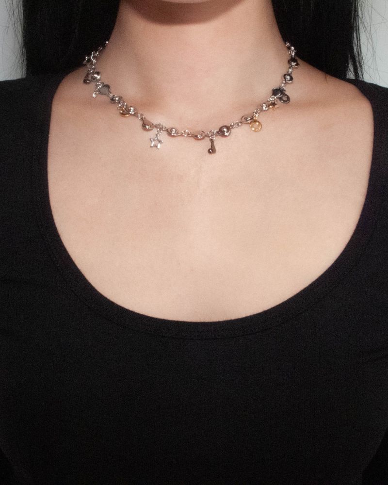 [MADE] open close charm necklace