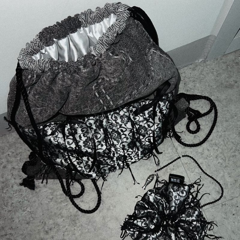 Billie denim string bag