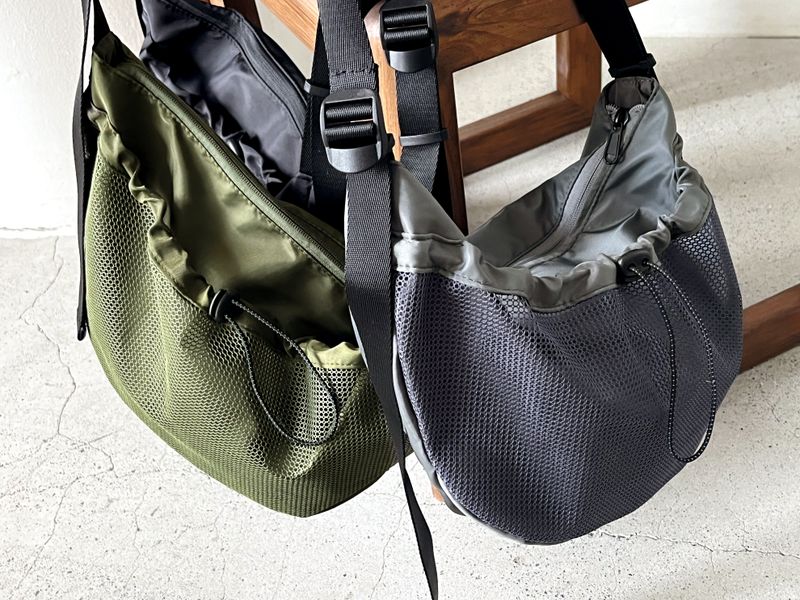 Kintz mesh color combination nylon messenger cross bag
