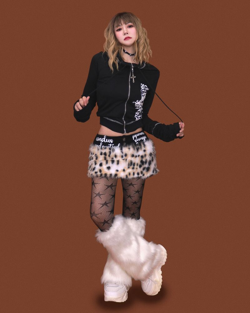 eco fur leopard skirt (속바지)