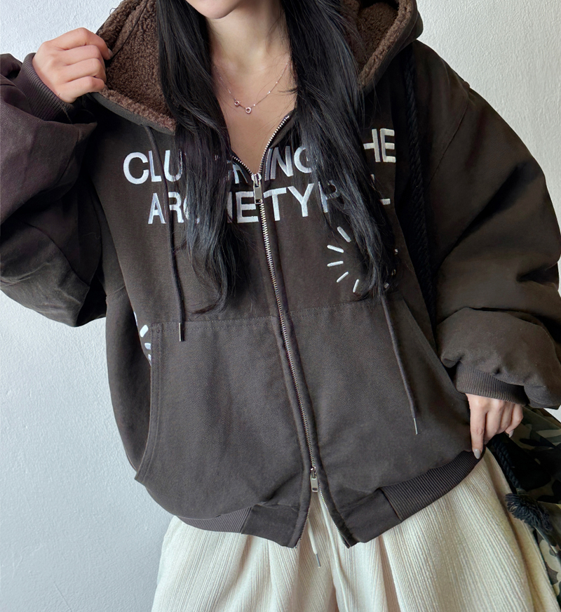 CCORTTI(コルッティ)の「Melly Sherpa Printed Tattoo Embroidered Lettering Hoodie Zip‑Up 🖤🤎 2COLOR(Tops)」