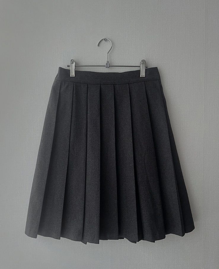 Long midi pleated skirt