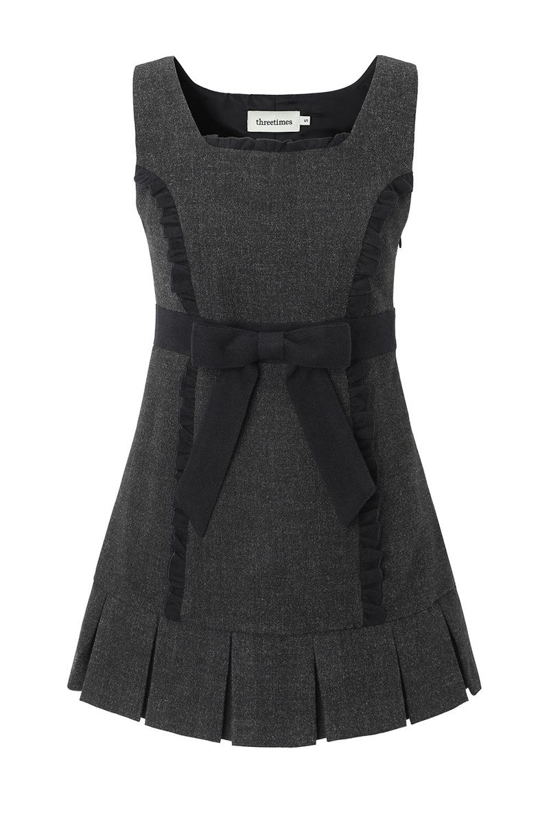 Barbie ribbon dress