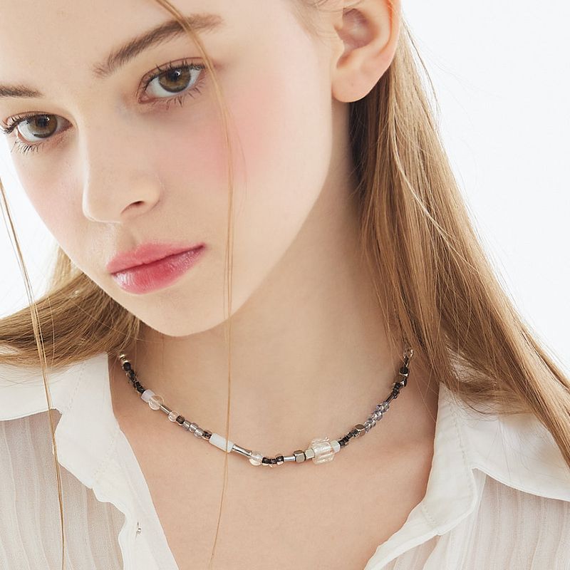 Glass Beads Mix Line Necklace 