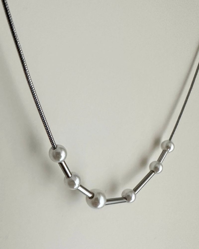 pearl and pipe necklace