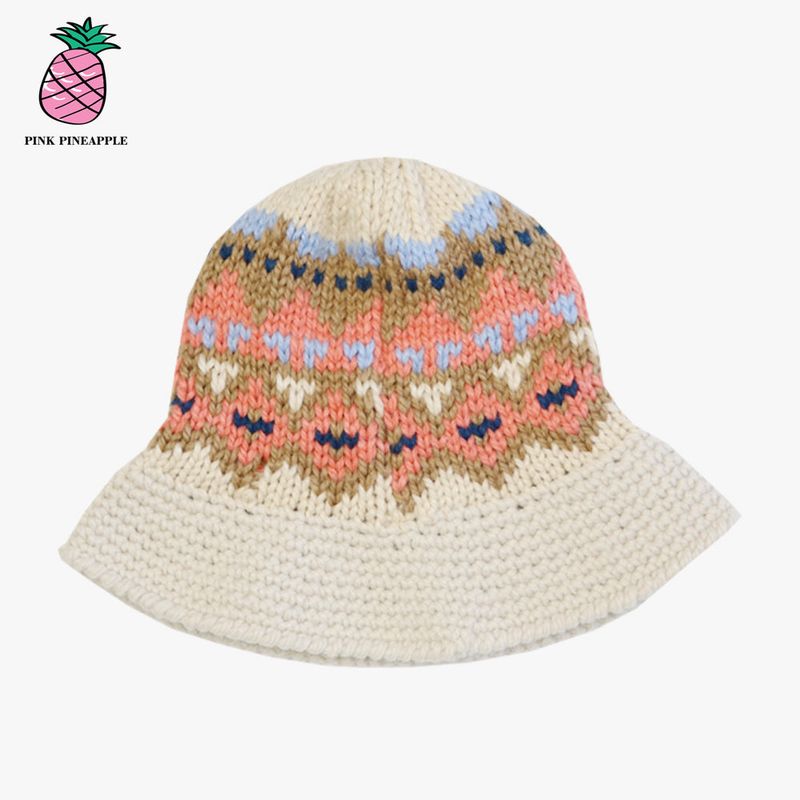 KNITTING BUCKET HAT