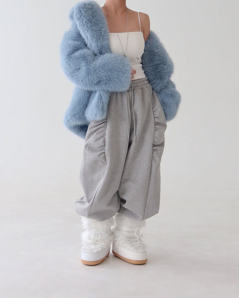Pastel collar fake fur jacket