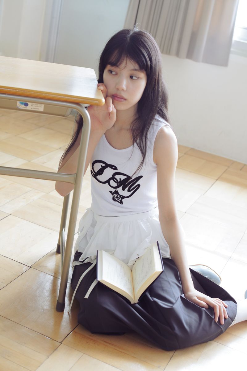 LMrogotanktops
