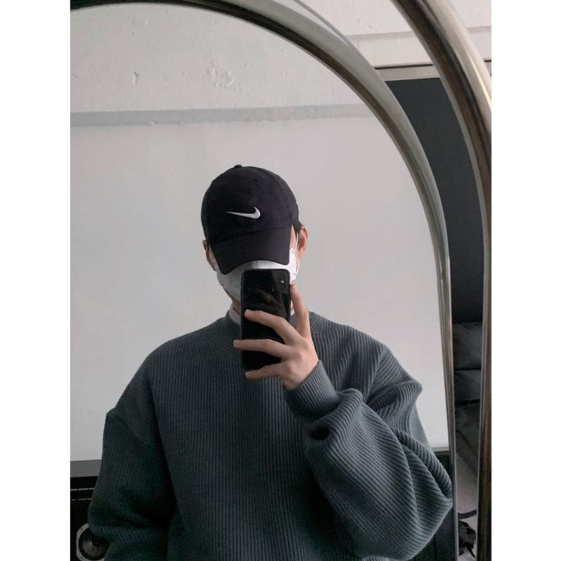 Nus. Signature Heavy Knit