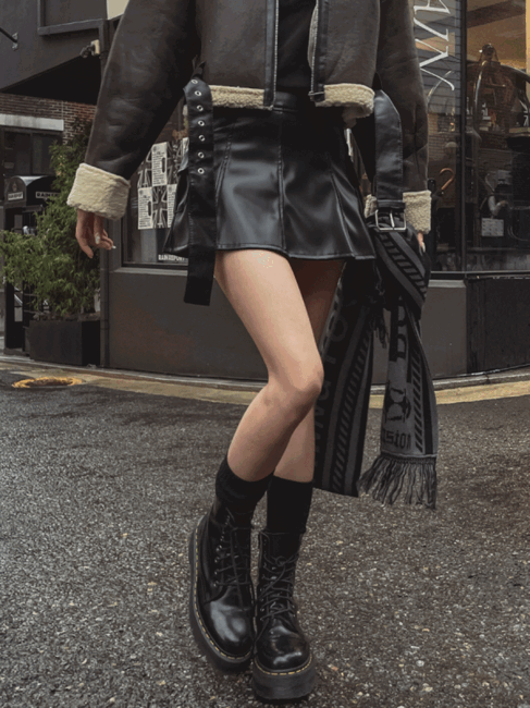 ULAN（ユレン）の「Hayes Leather Pocket Flare Skirt（Skirts）」