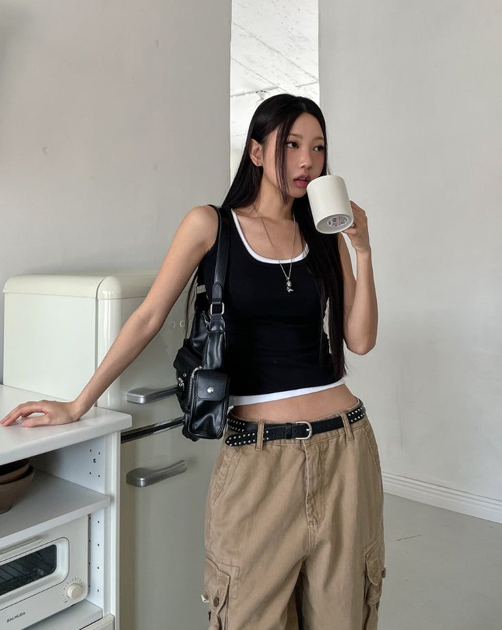 ULAN（ユレン）の「[U-BASIC] Daily Solid Crop Sleeveless（Tops）」