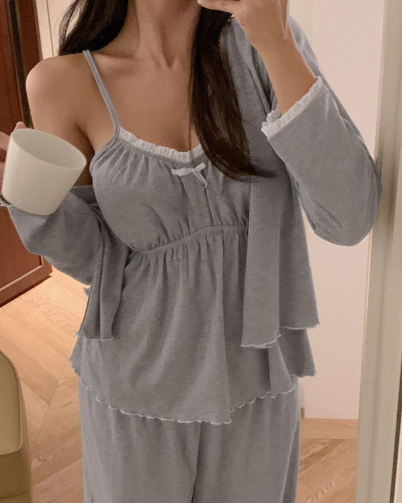 MAYBINS(メイビンス)の「Biel Lace 3-piece set(Setup)」