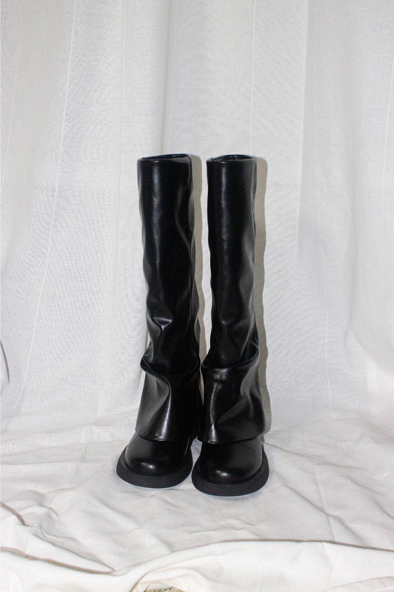 shirring boots cut boots