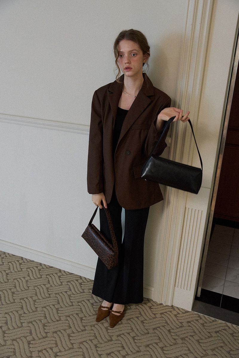 MADE_Linea Baguette Bag/ BLACK