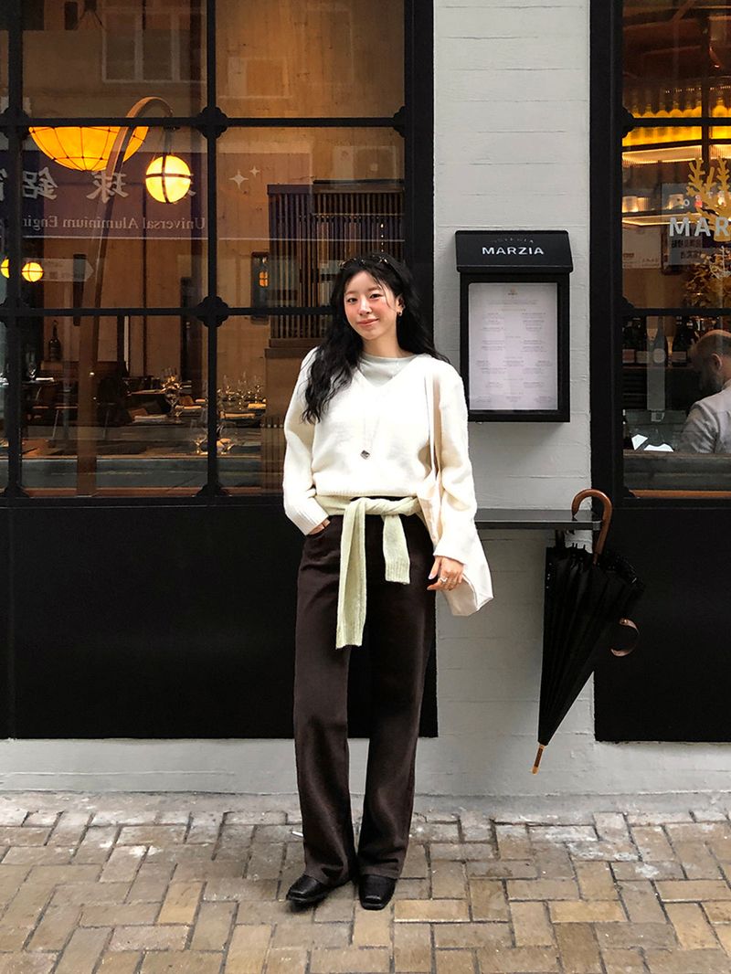[MADE] FIFTY WOOL V-NECK KNIT