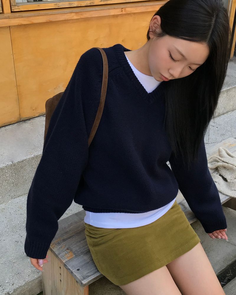 [ORIGINAL] Derr V-Neck Loose-Fit Knit