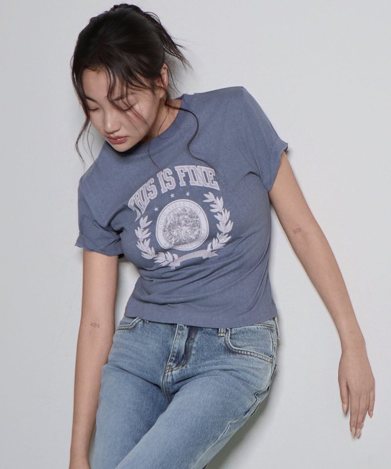 Slim Laurels Tee