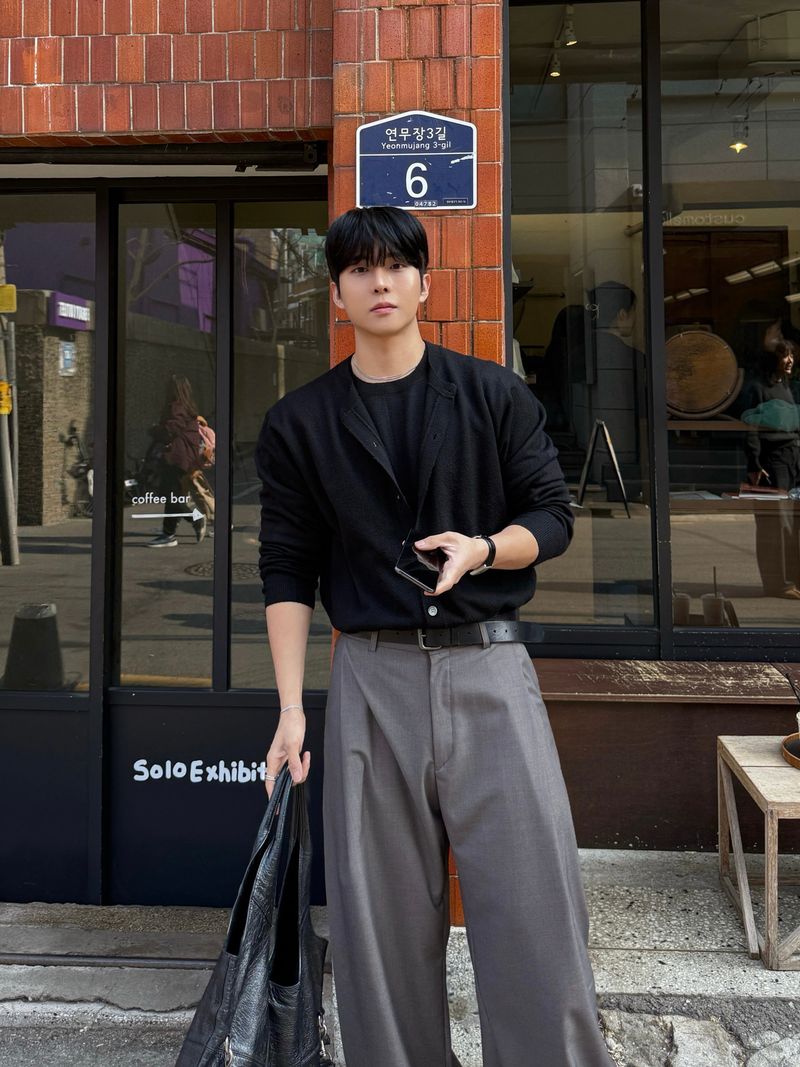 Tieve one tuck slacks