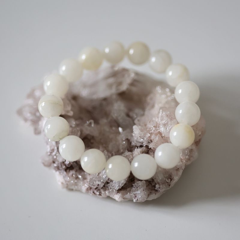 heim（ハイム）の「ダンゴクリスタルストーンブレスレットハンドメイド（アクセサリー）」
