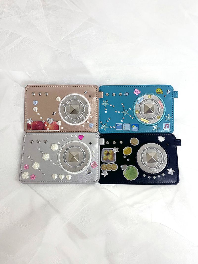 CAMERA CARD WALLET SILVER
