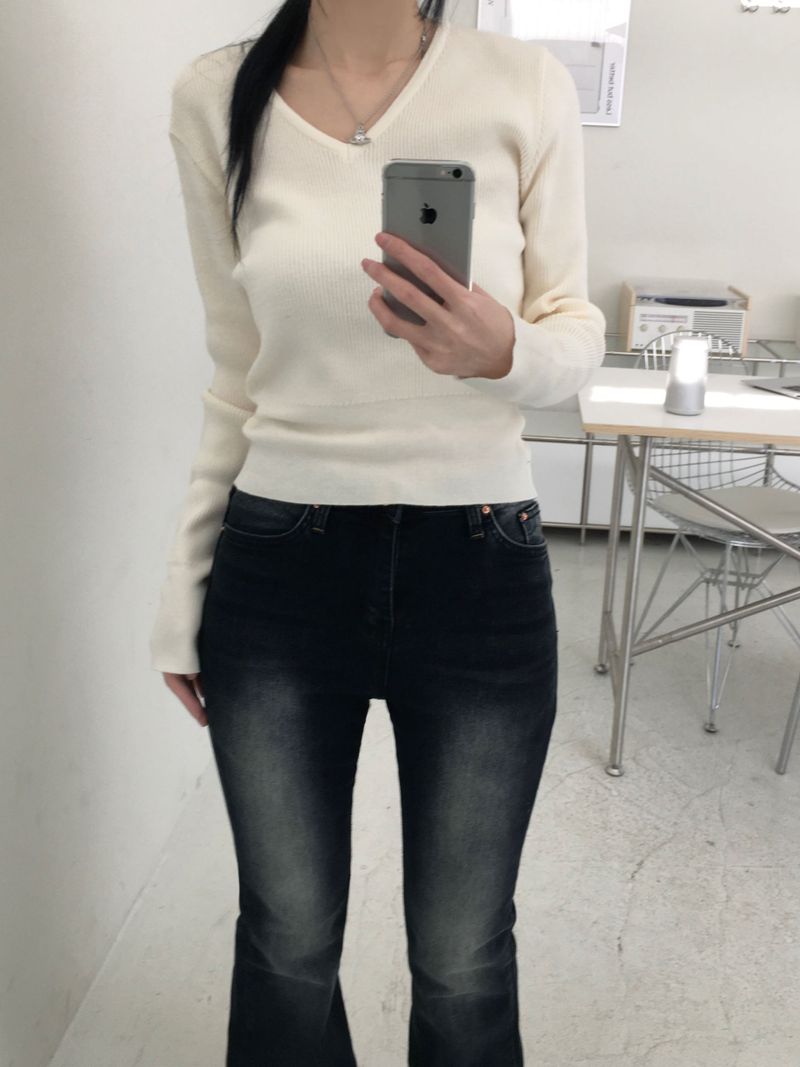 Basic V-neck knitwear (4 colors)