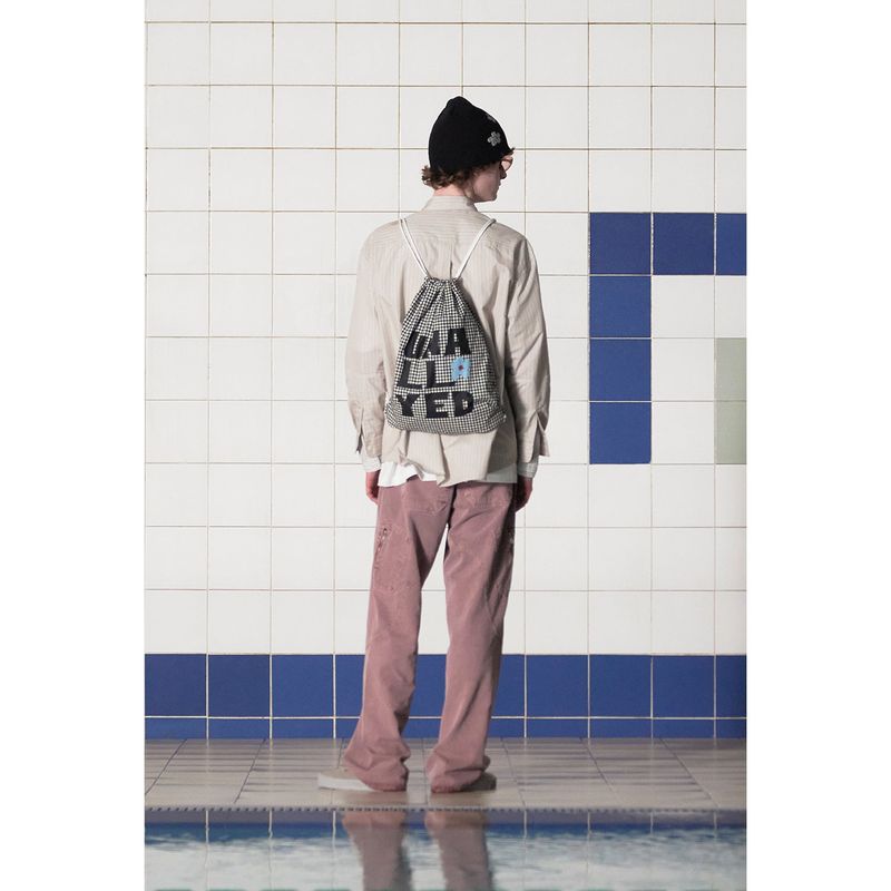 LOGO GINGHAM CHECK GYM SACK / BLACK