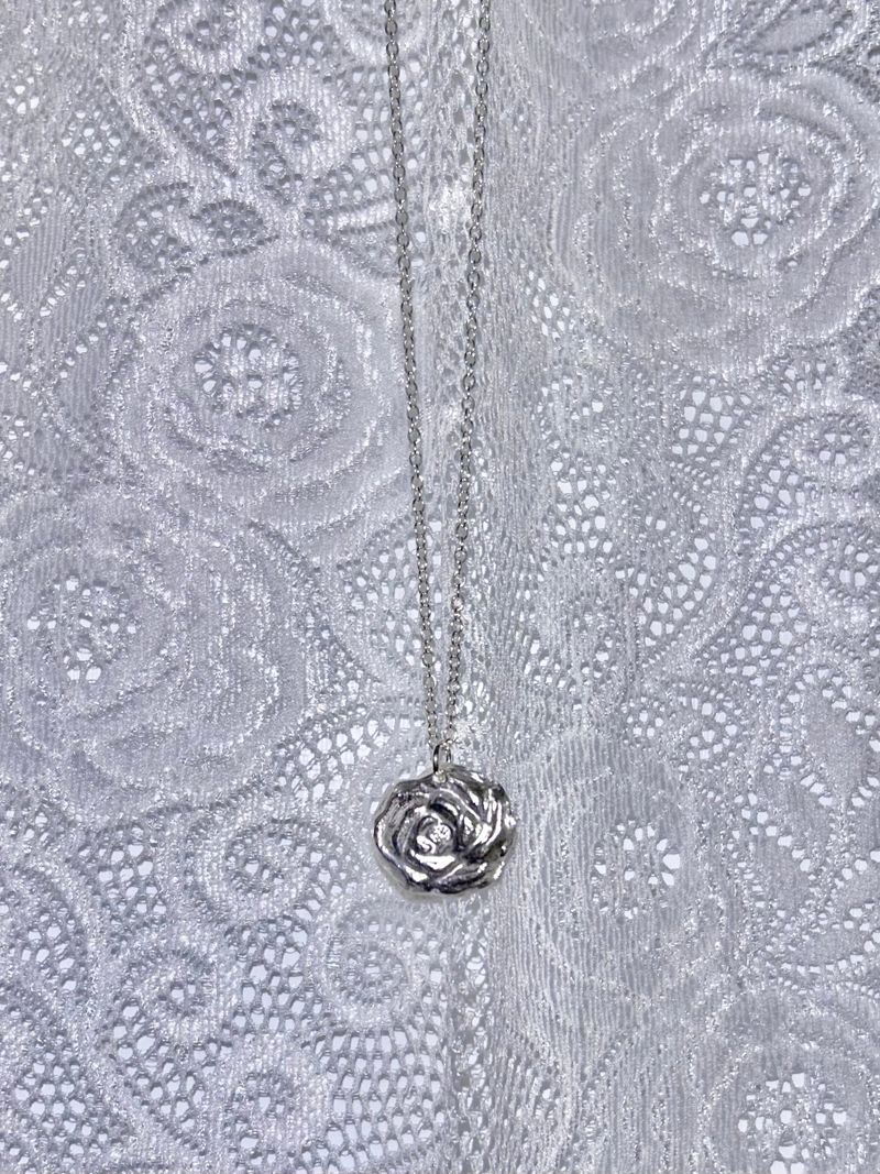 Vintage Rose Necklace