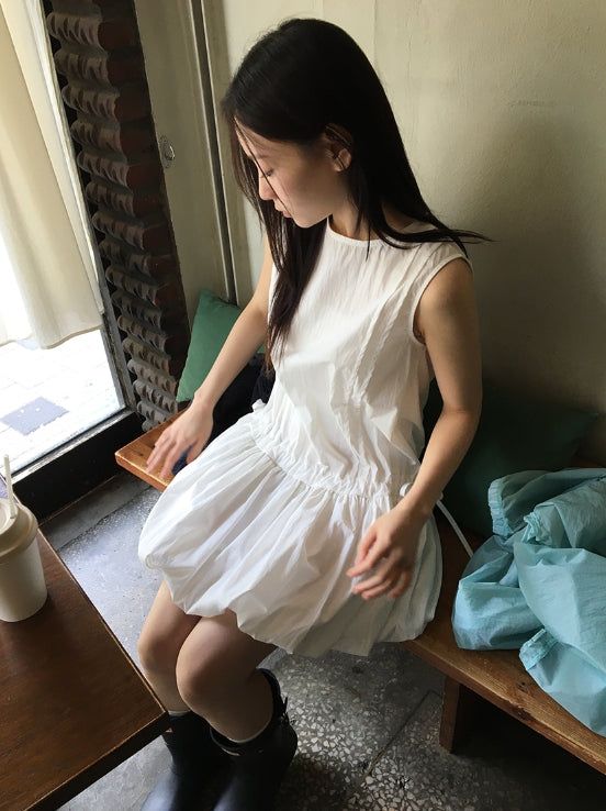 Miha Sleeveless Balloon Midi One Piece