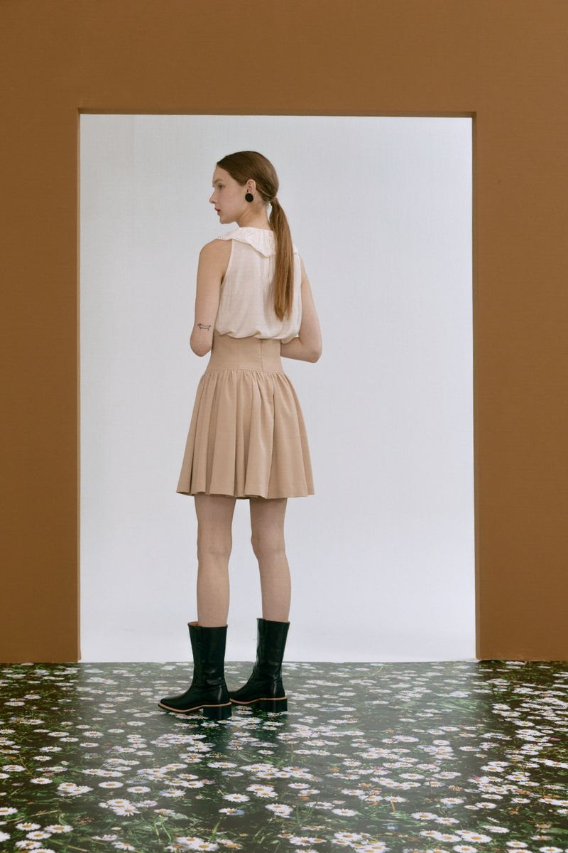 Bib blouse