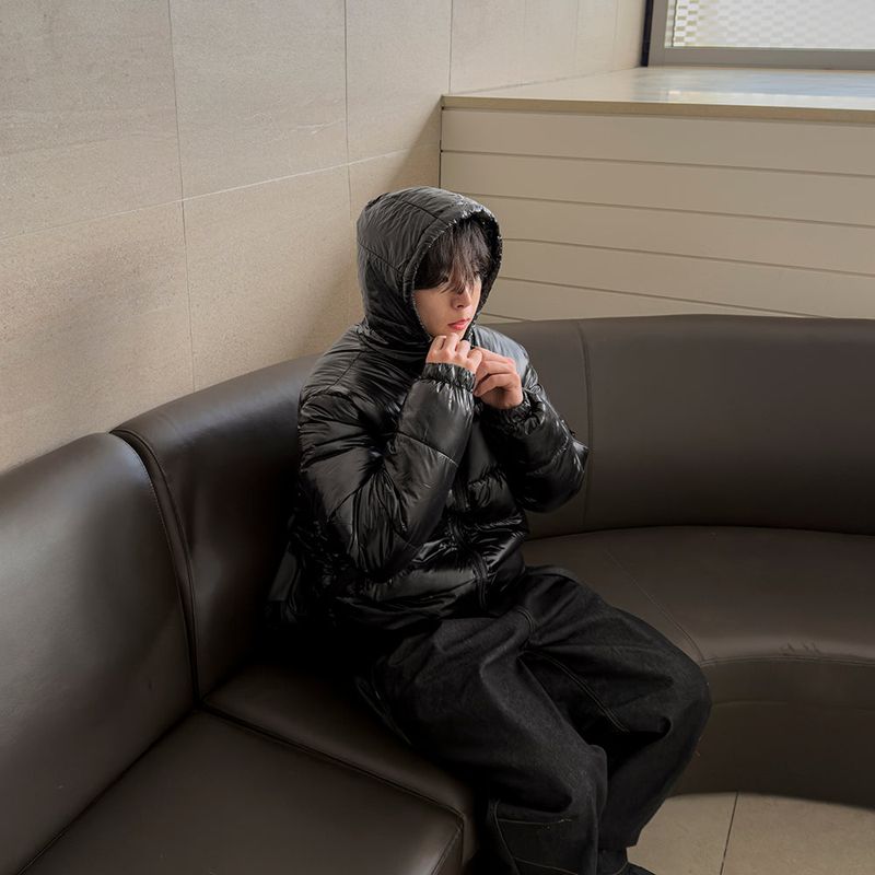 Beon glossy hood padding