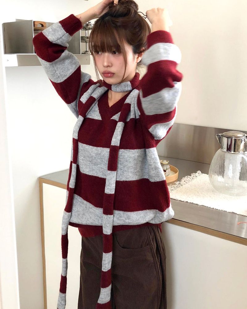 WONDER WONDER（ワンダーワンダー）の「プフストライプカラーブロックVネックルーズフィットロングスリーブニット（トップス）」