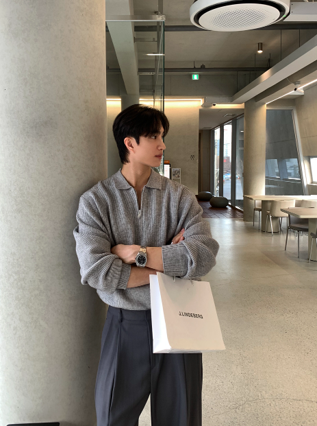  Slag Bella Hachi Half Zip Up Kara Knit