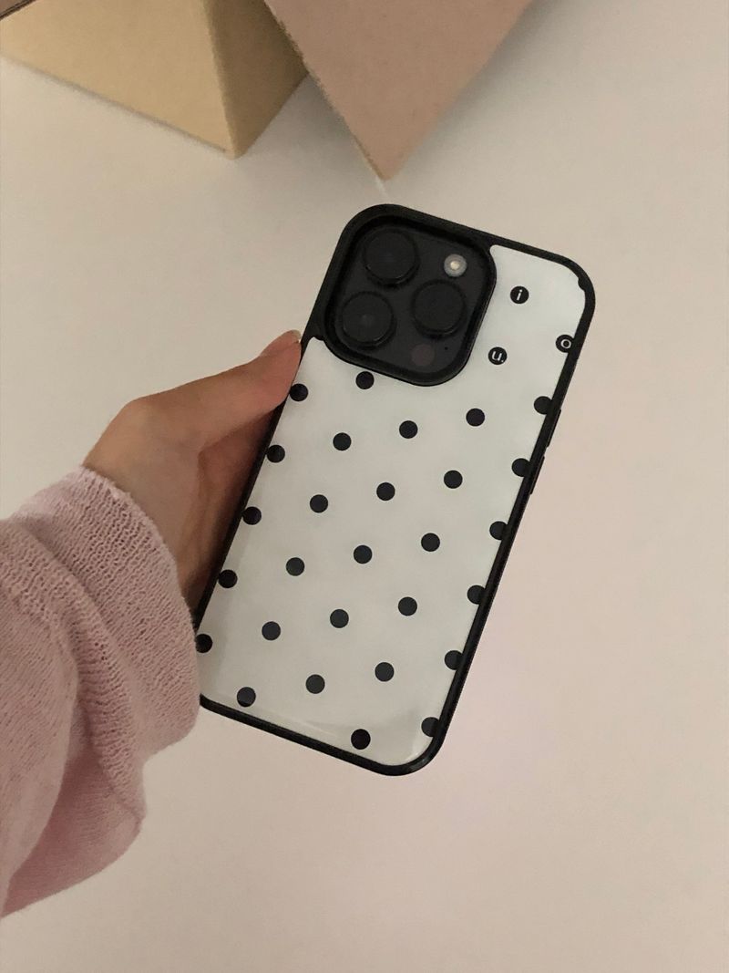 black dot epoxy case