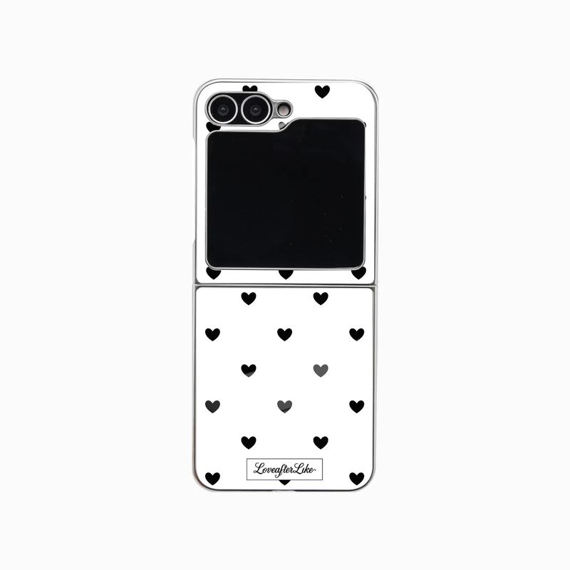 LOVEAFTERLIKE（ラブアフターライク）の「ブラックラブドットZフリップシリーズスタンダードグラスフォンケース（スマホグッズ/小物）」