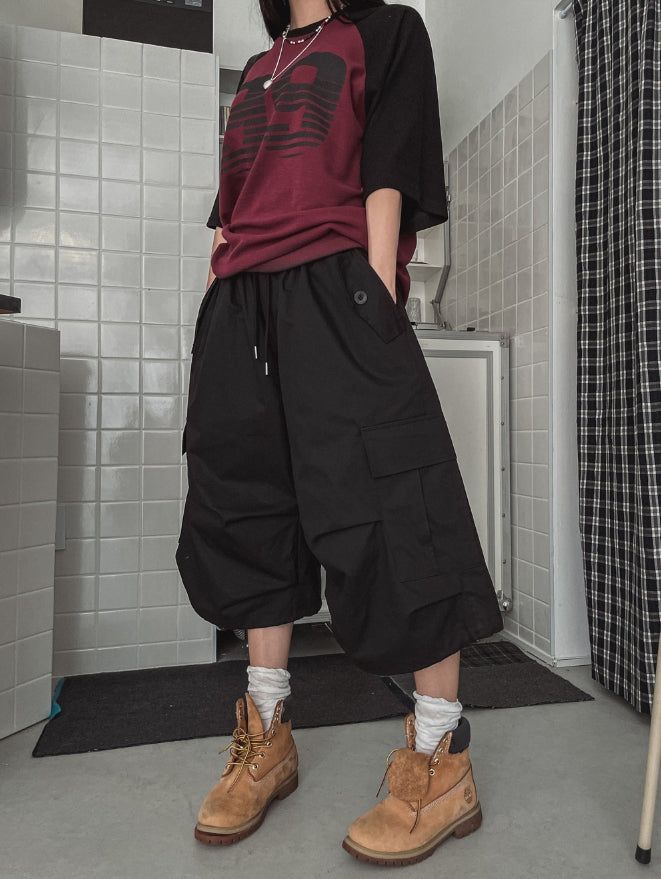 Bulky Pintuck Cargo Bermuda Pants