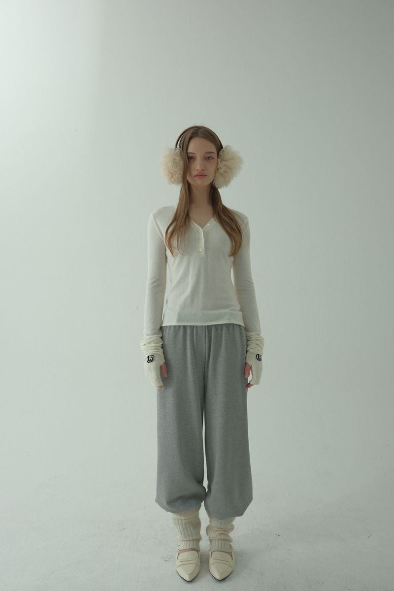 V-BUTTON KNIT LONG SLEEVE_IVORY