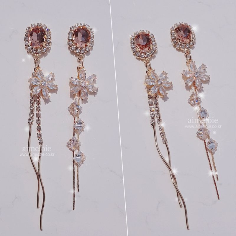 aimelbie（アイメルビー）の「ダイアモンドペタルズイヤリング（アクセサリー）」