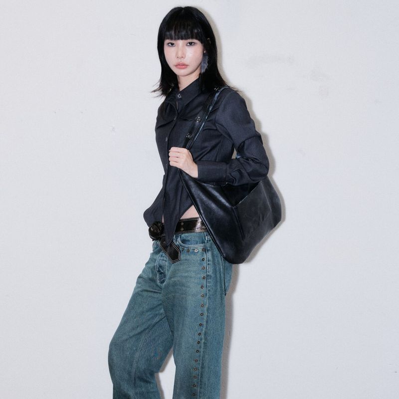 Inner leopard artwork bag [Black]