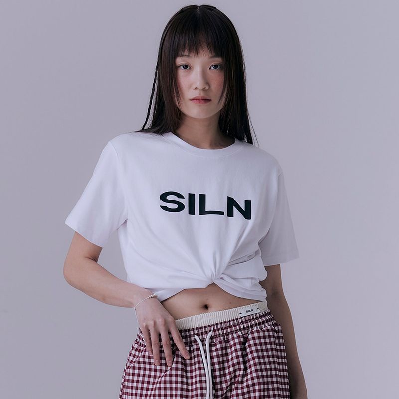 SILN（シルン）の「Essential signature t-shirt (WHITE)（Tops）」