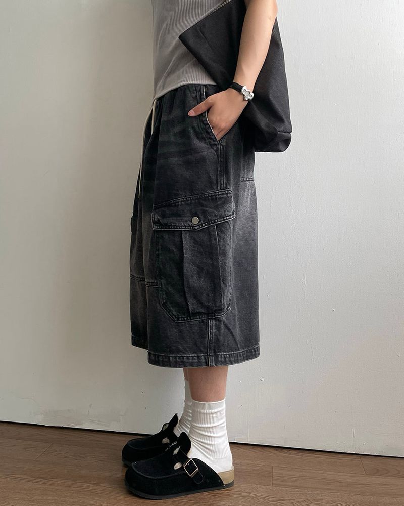 IDF（アイディーエフ）の「Stone Bermuda Denim Pants（Pants）」