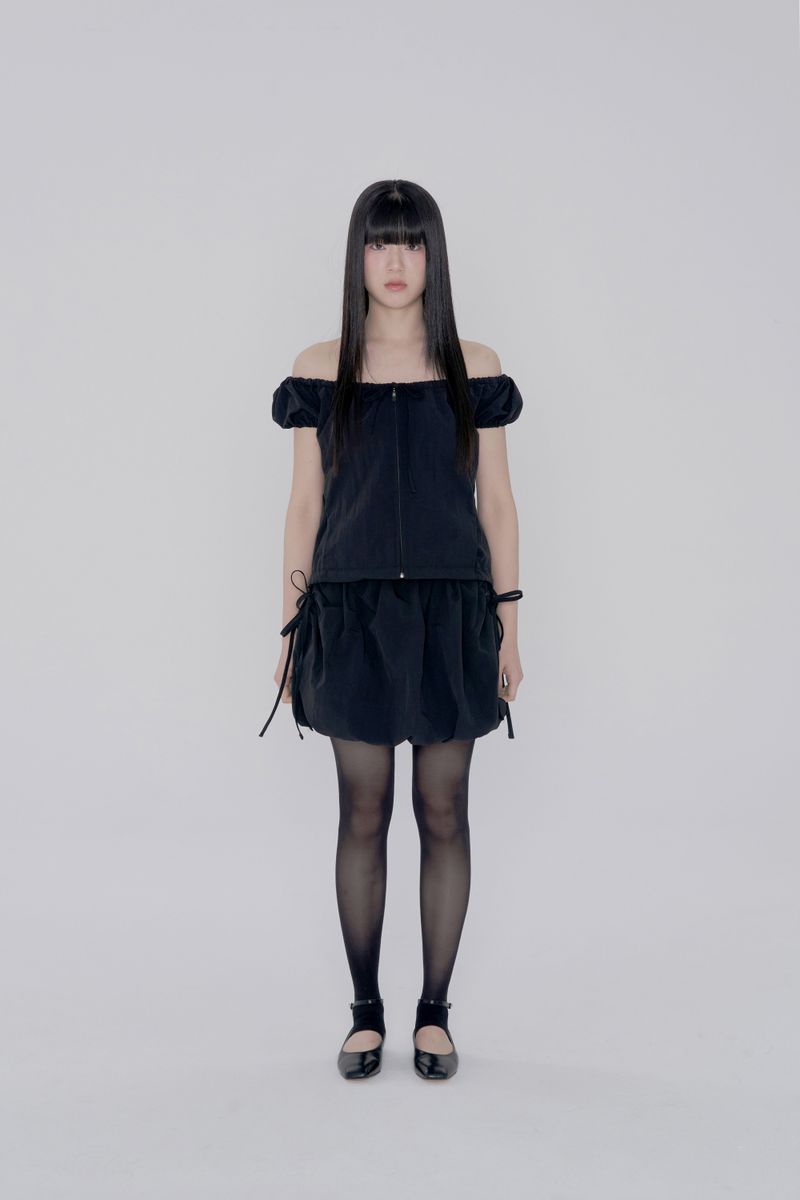 VOLUME NYLON SKIRT - BLACK