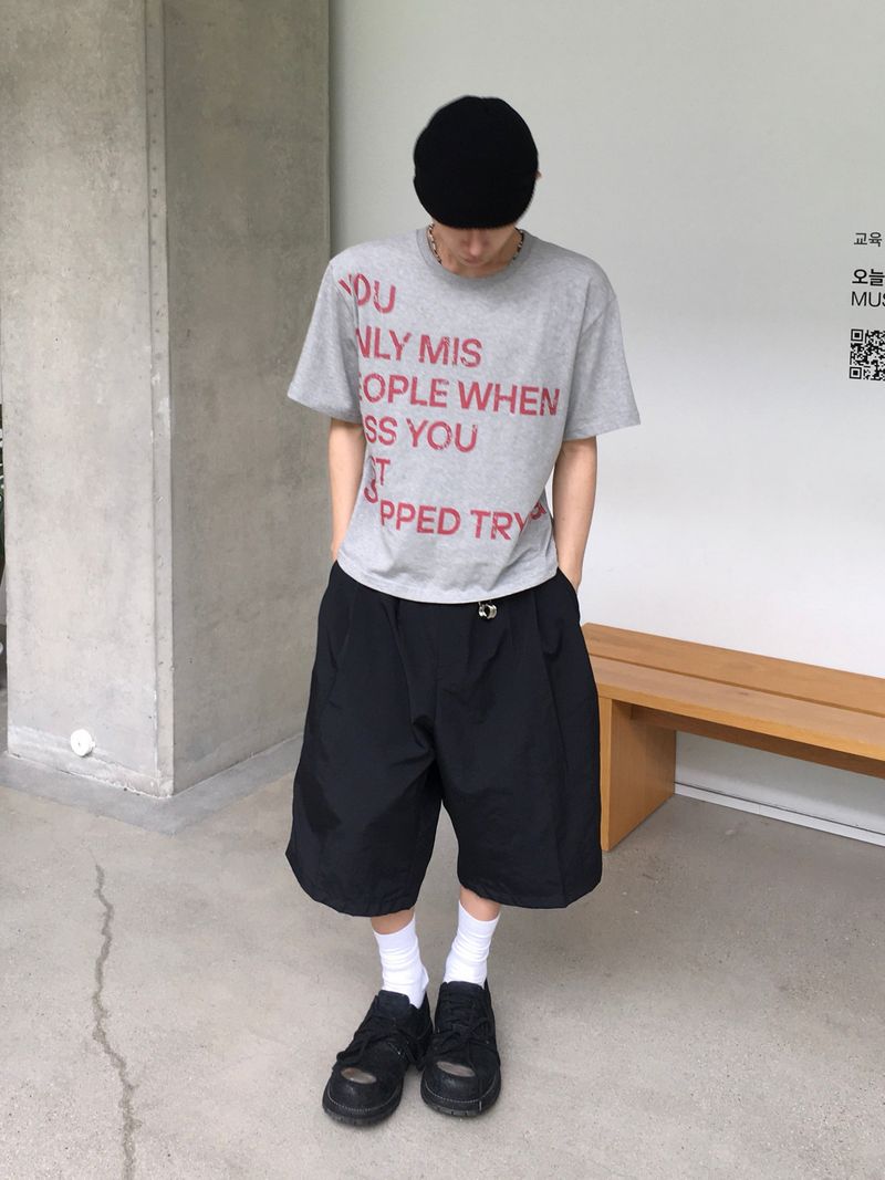 Trying Lettering Crop Short Sleeve T-shirt 4C