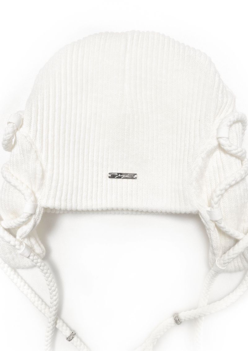 EARFLAP DRAG BEANIE . WHITE