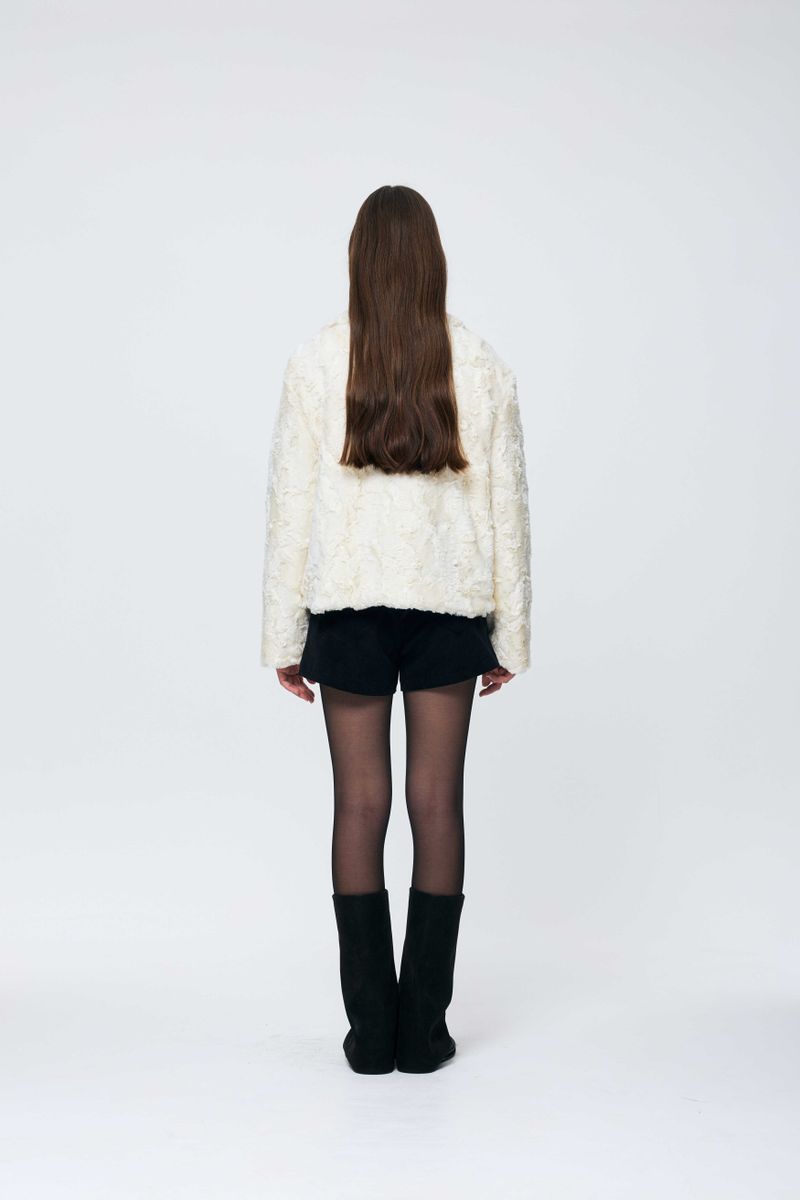COZY FUR JACKET / WHITE