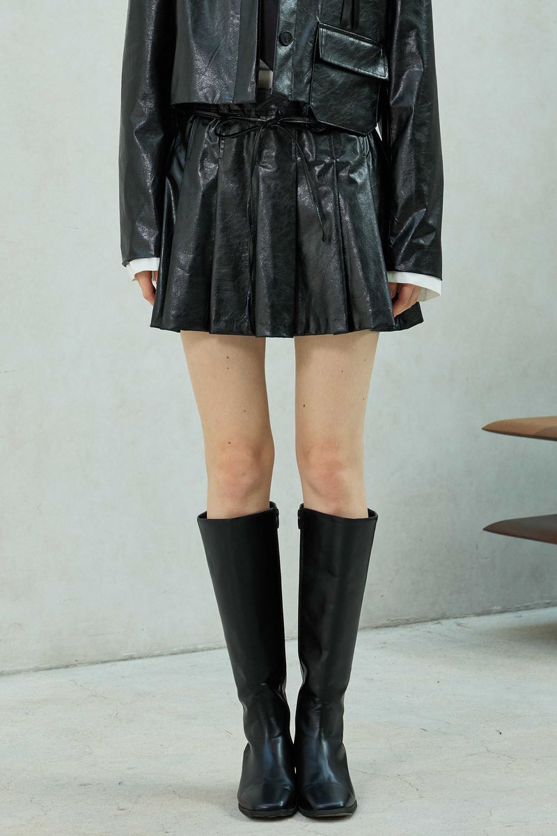 ARIKIM（アリキム）の「MOLLY LEATHER PLEATS SKIRT PANTS / BLACK（Skirts）」
