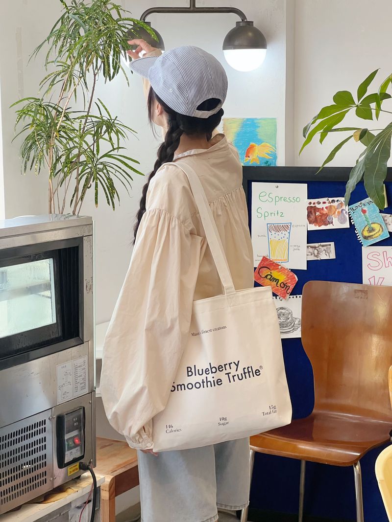 Butter Club（バタークラブ）の「Butter Club BLUEBERRY Canvas Tote Bag Drawstring 16 Inch Laptop Multi Colours（Bags）」