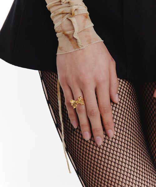 EVERYBIRTHDAY(エブリーバースデー)の「Ribbon ruffle gold ring(Accessories)」
